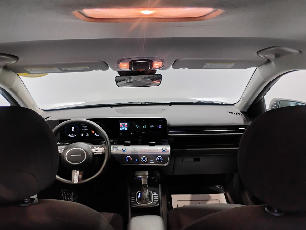 Hyundai Kona SE 2024