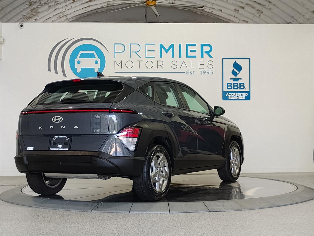 Hyundai Kona SE 2024