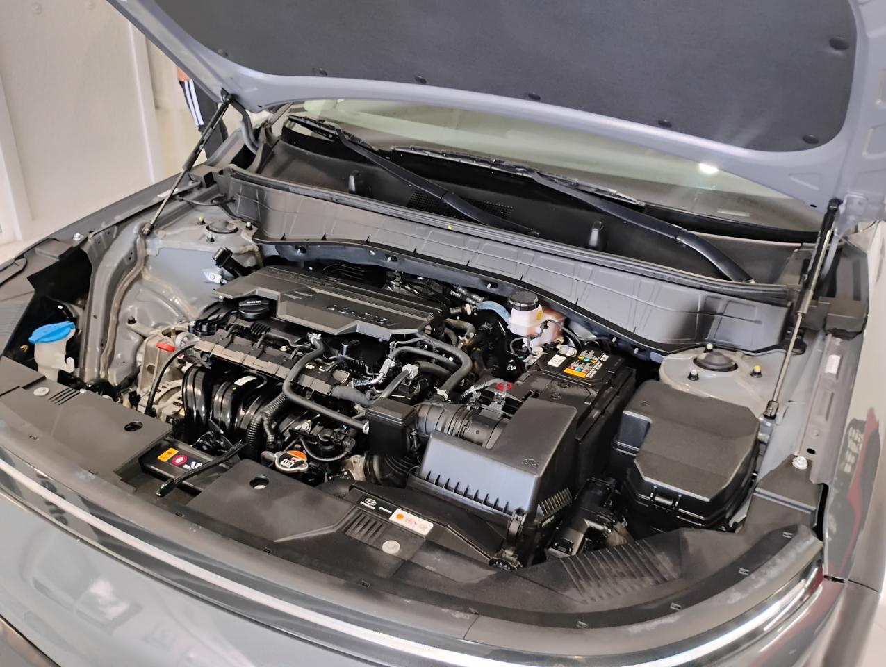 Hyundai Kona SE 2024