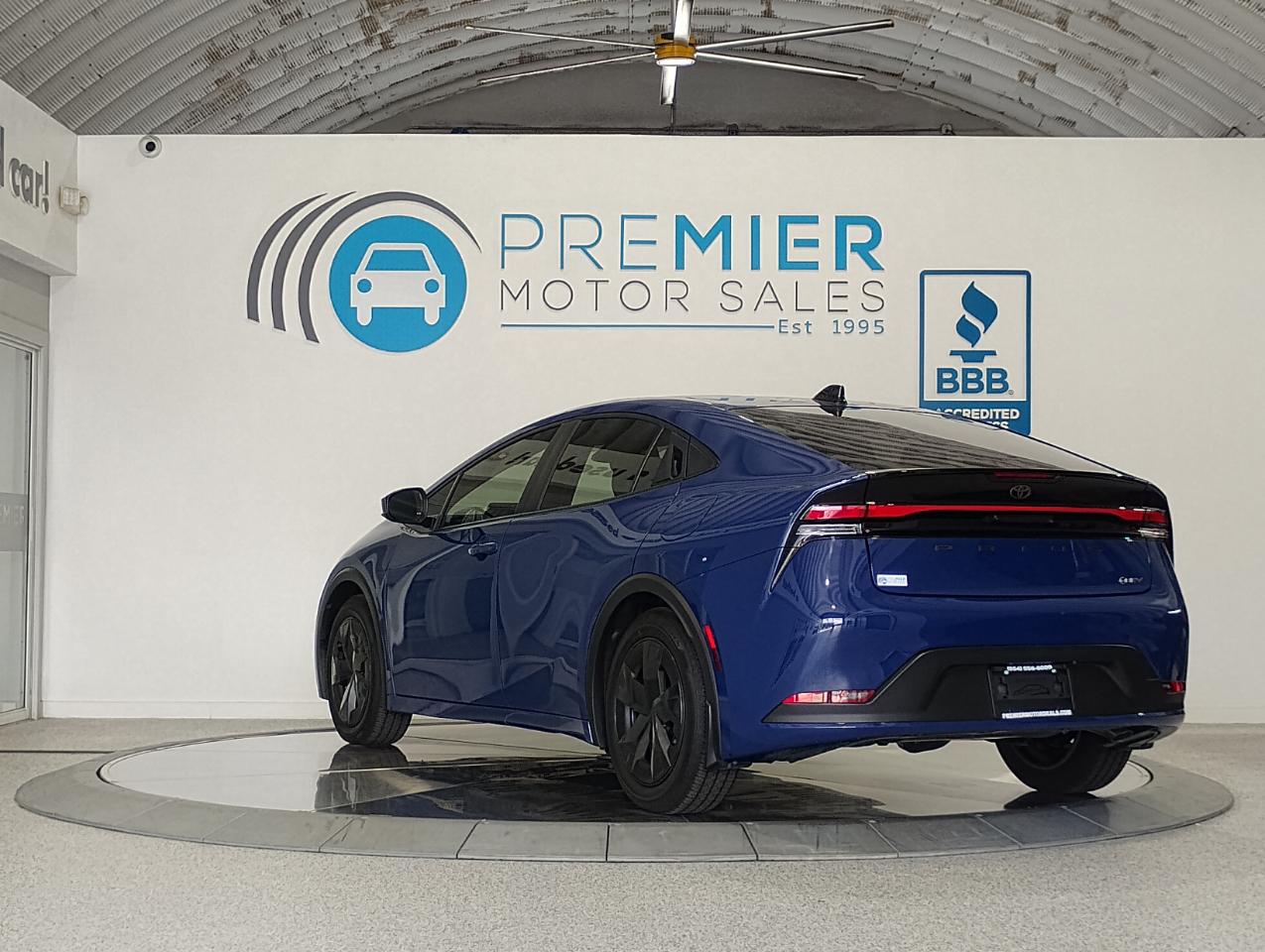 Toyota Prius LE 2026