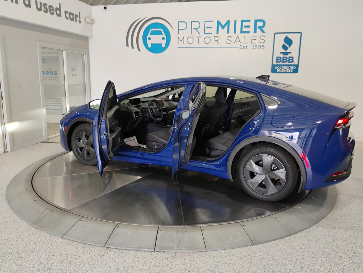 Toyota Prius LE 2026