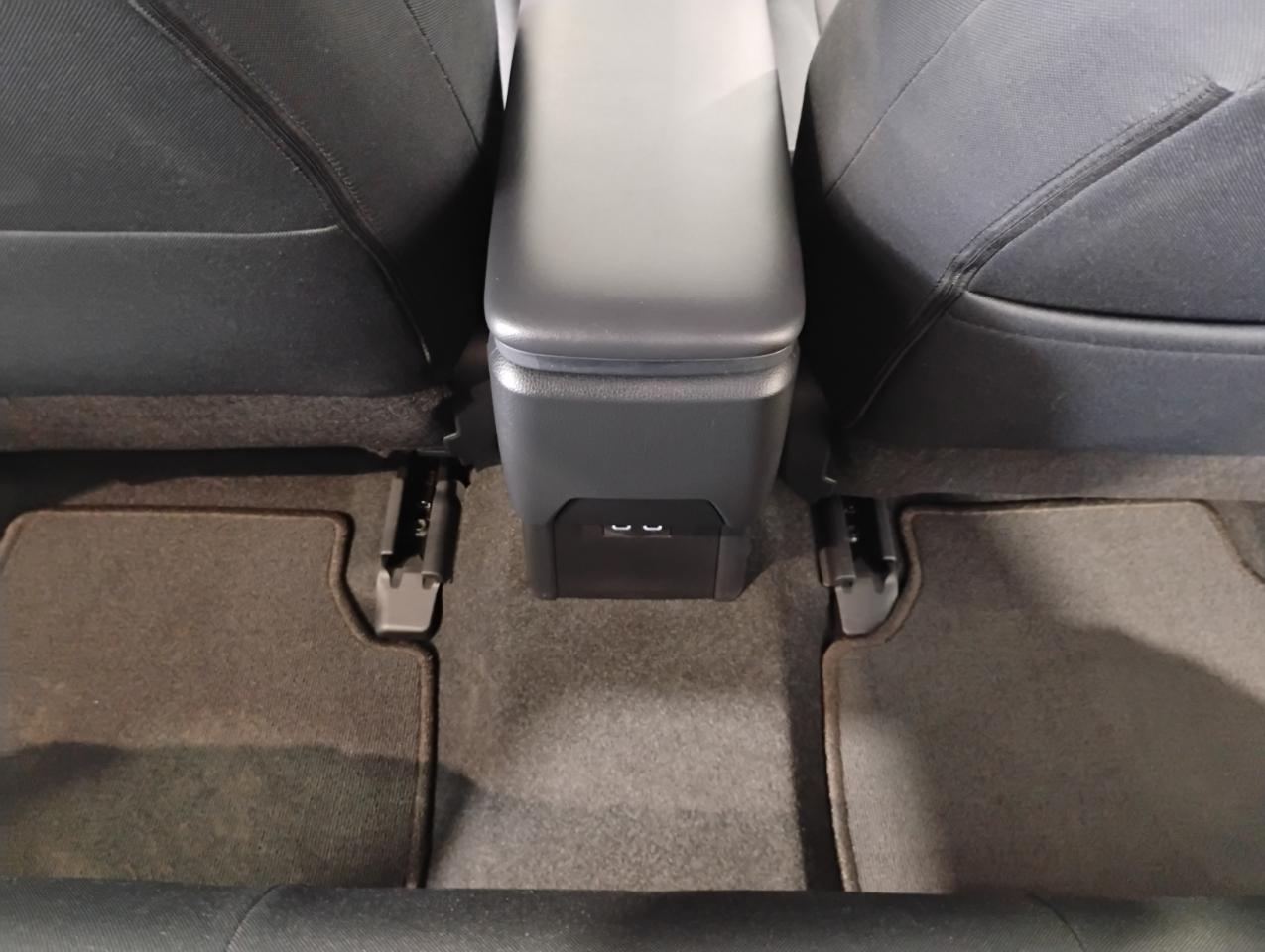 Toyota Prius LE 2026