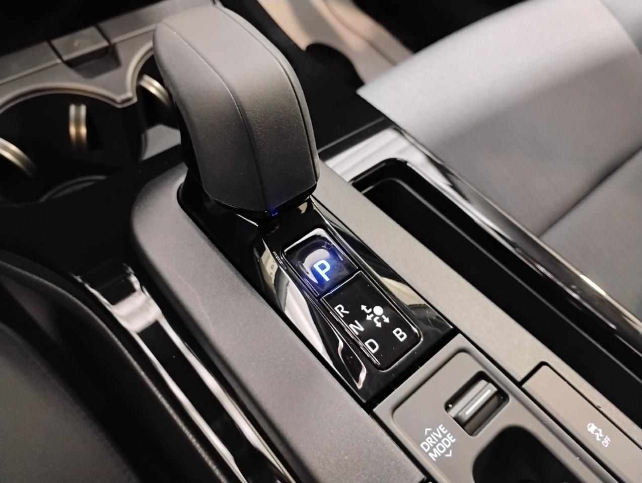 Toyota Prius LE 2026