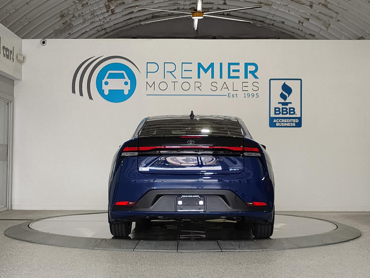 Toyota Prius LE 2026