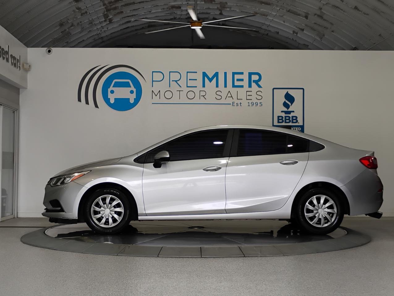 Chevrolet Cruze LS Auto 2017