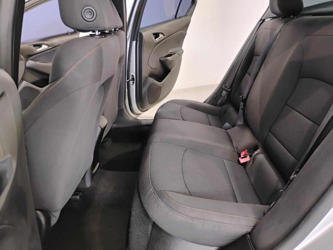 Chevrolet Cruze LS Auto 2017