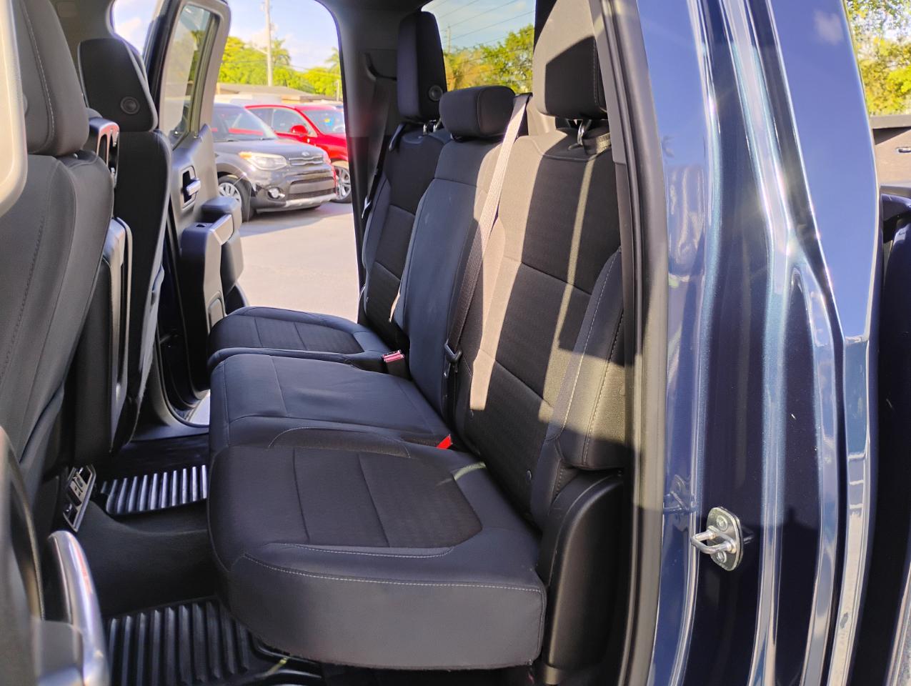 Chevrolet Silverado 1500 RST Double Cab 2WD 2019