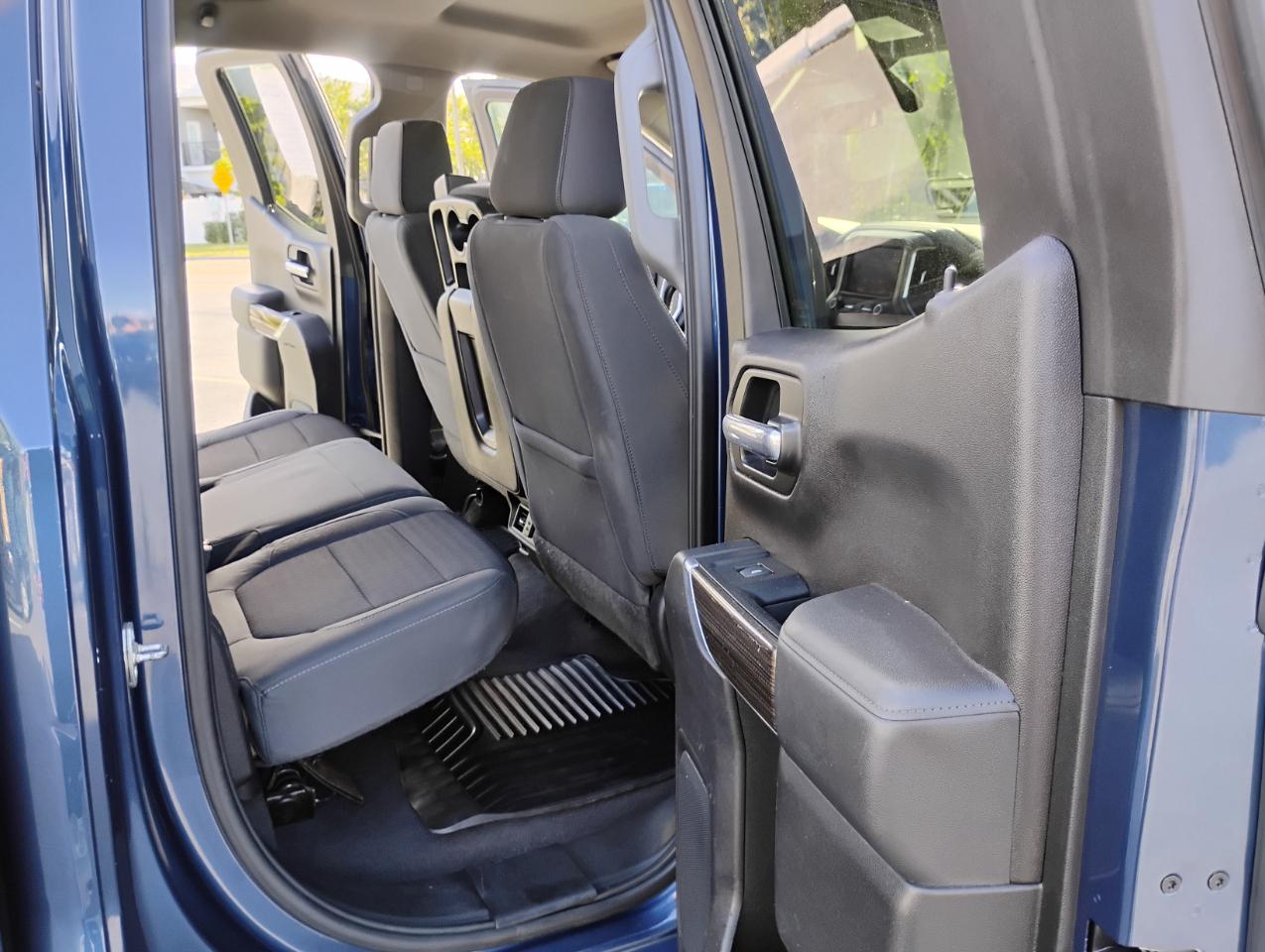 Chevrolet Silverado 1500 RST Double Cab 2WD 2019