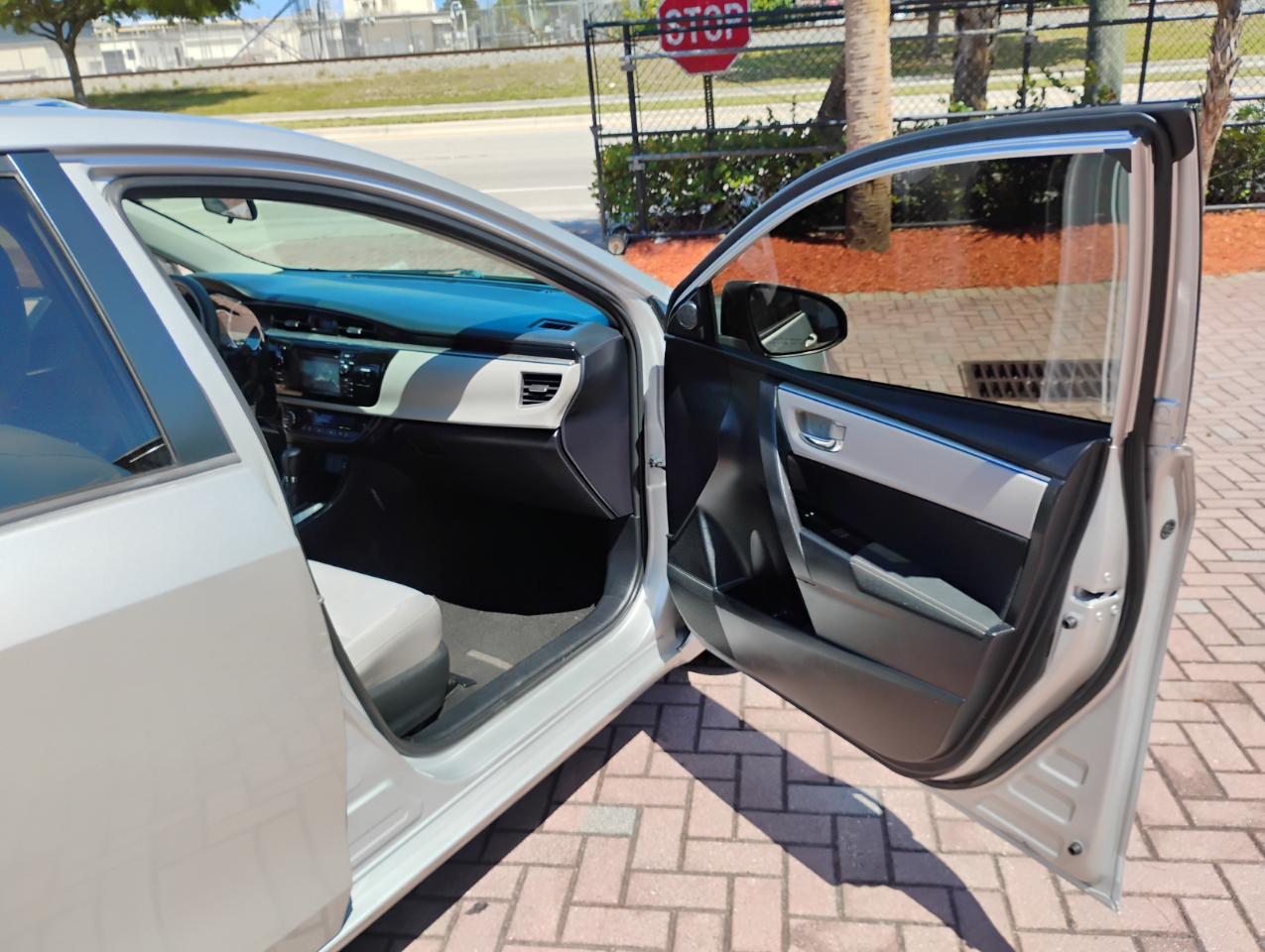 Toyota Corolla S Premium CVT 2016