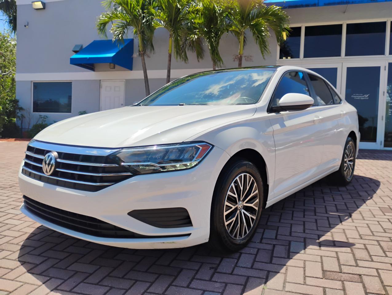 Volkswagen Jetta 1.4T S 8A 2021