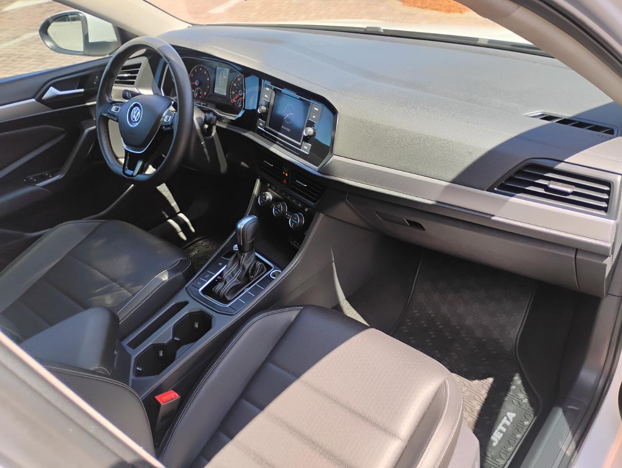 Volkswagen Jetta 1.4T S 8A 2021