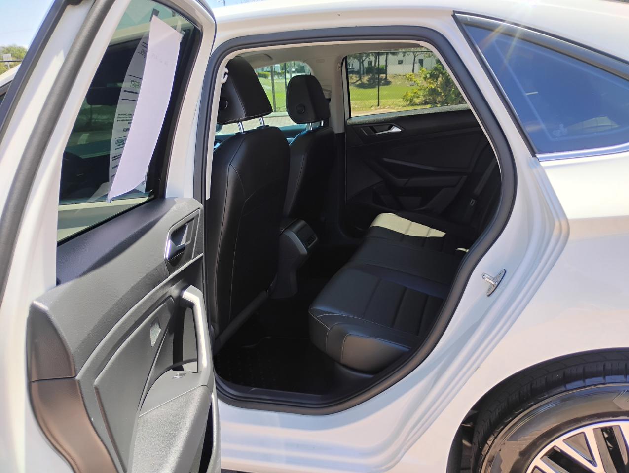 Volkswagen Jetta 1.4T S 8A 2021