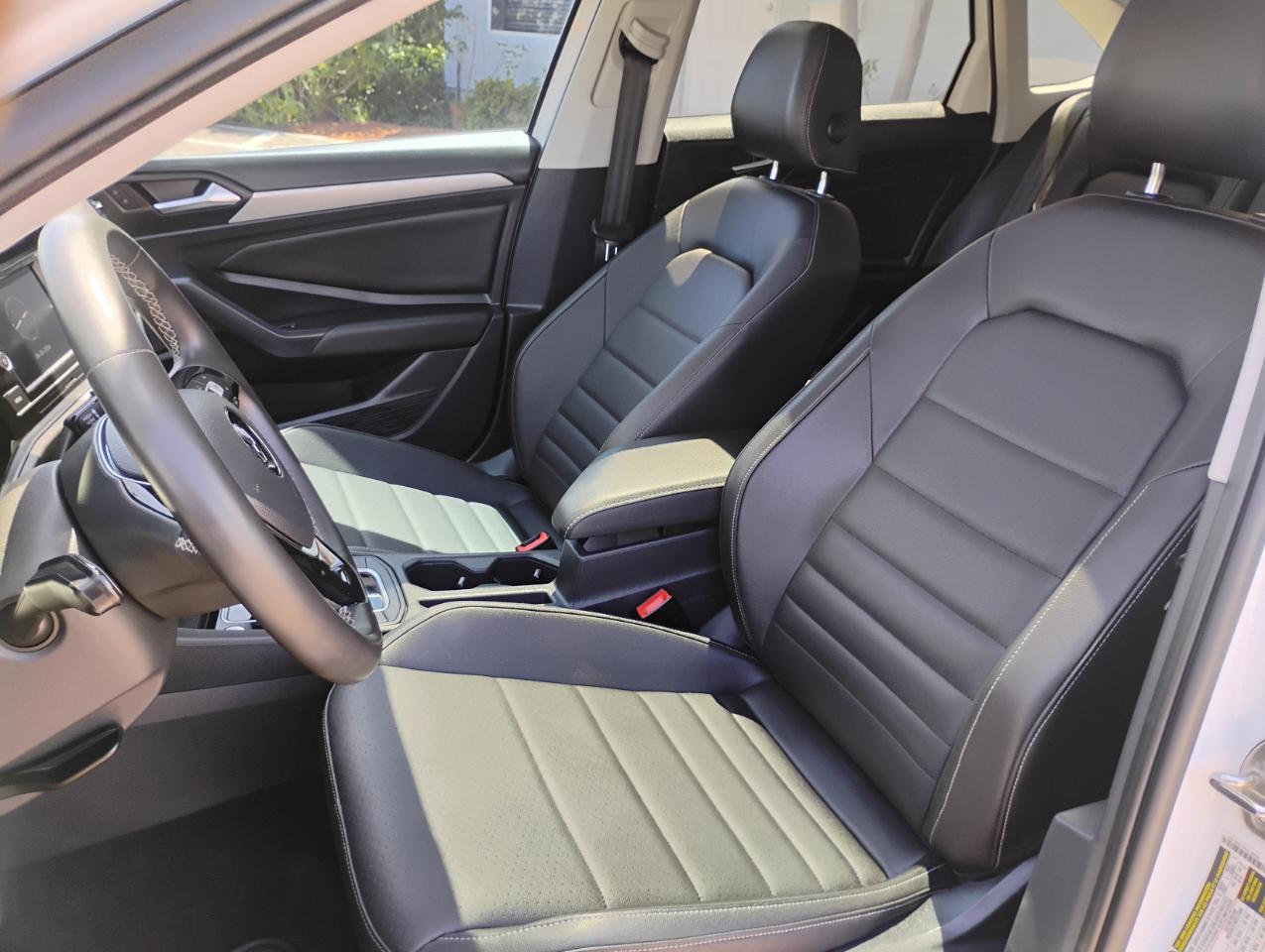 Volkswagen Jetta 1.4T S 8A 2021