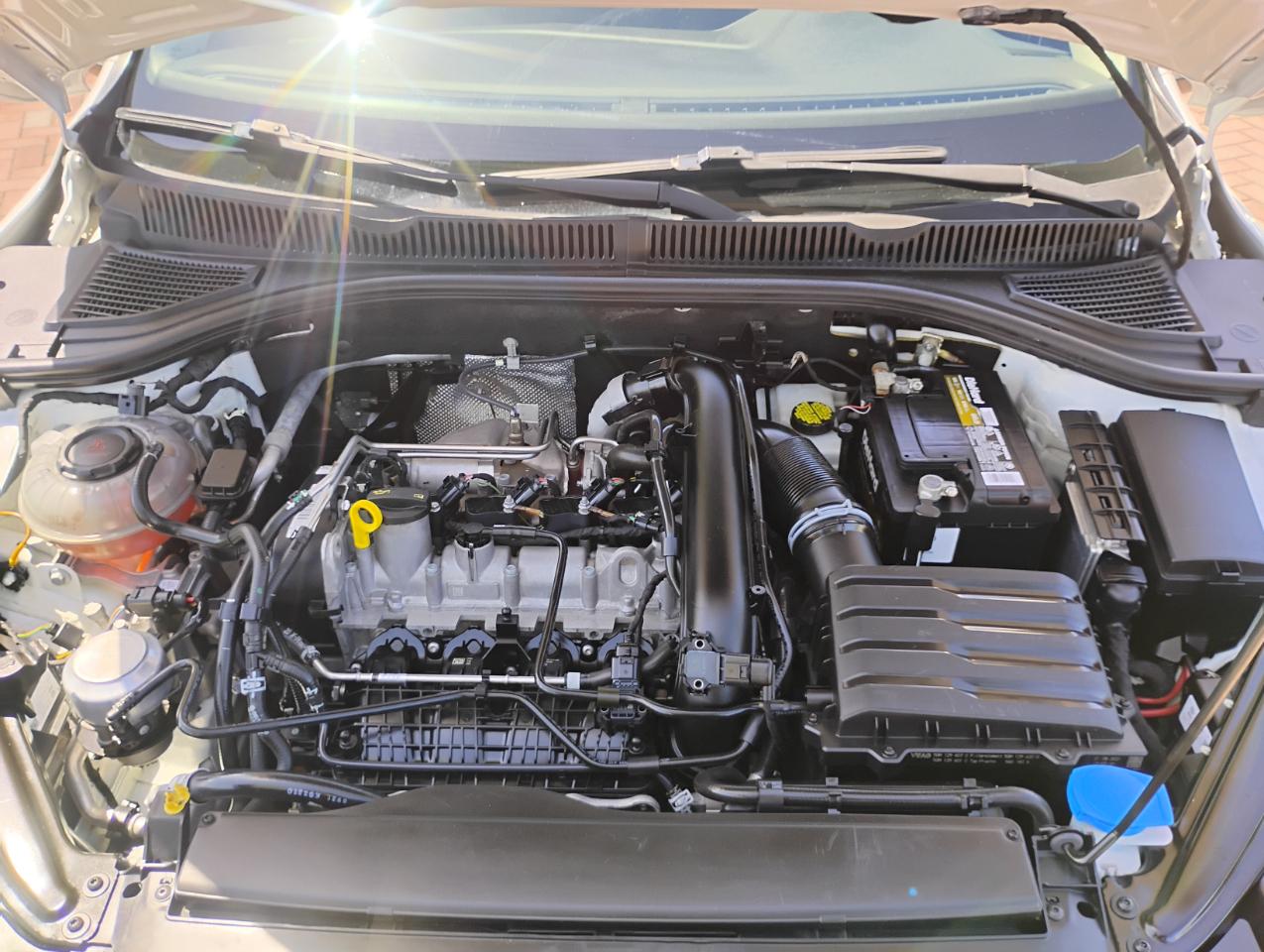 Volkswagen Jetta 1.4T S 8A 2021