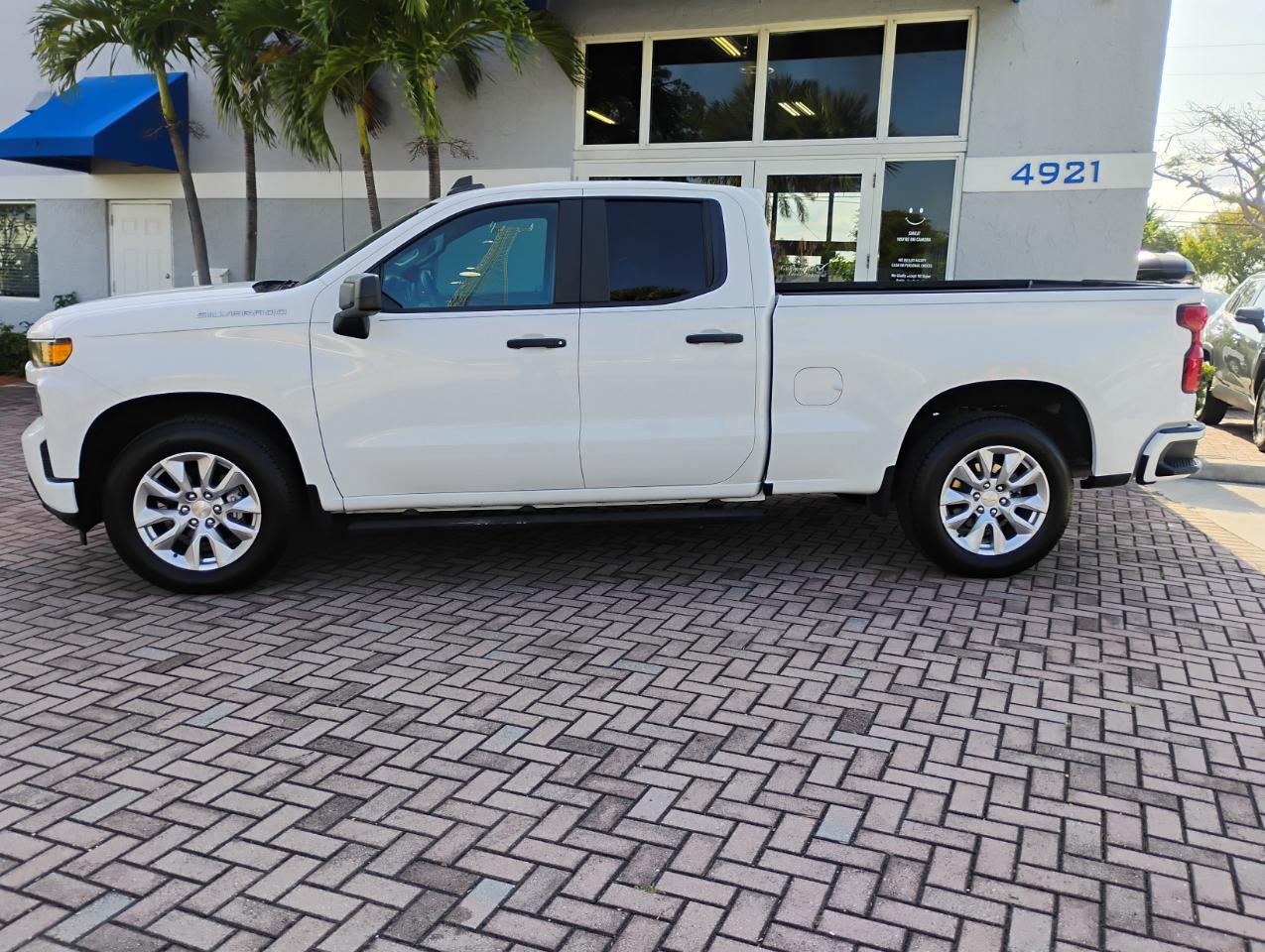 Chevrolet Silverado 1500 Custom Double Cab 2WD 2020