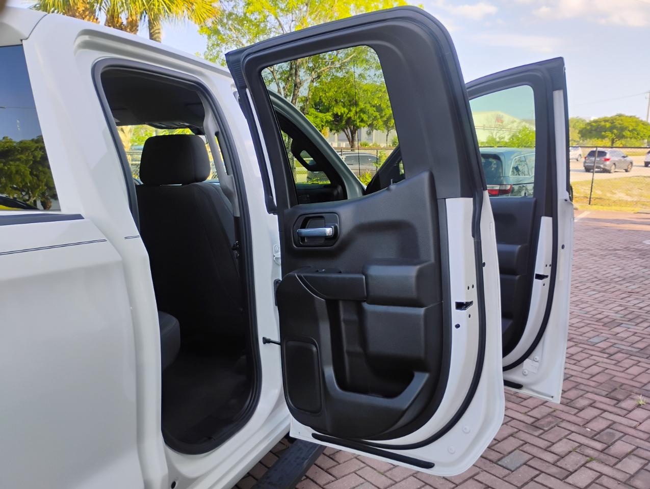 Chevrolet Silverado 1500 Custom Double Cab 2WD 2020