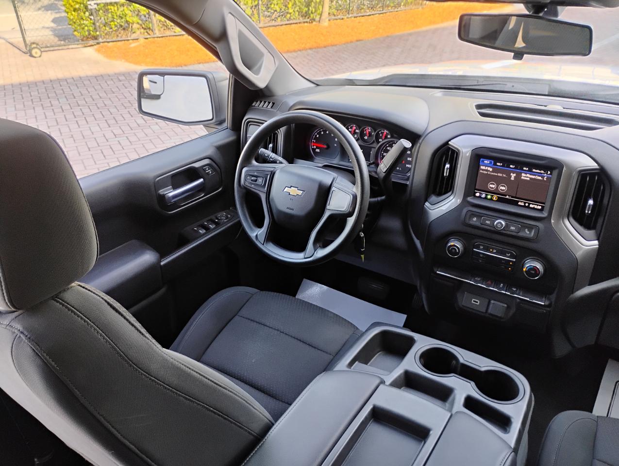 Chevrolet Silverado 1500 Custom Double Cab 2WD 2020