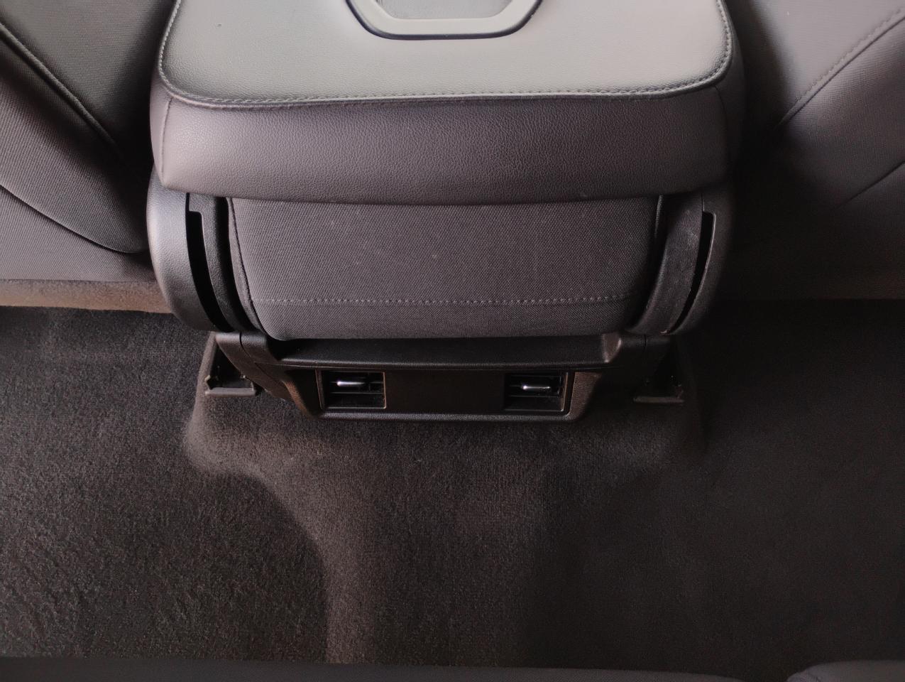 Chevrolet Silverado 1500 Custom Double Cab 2WD 2020