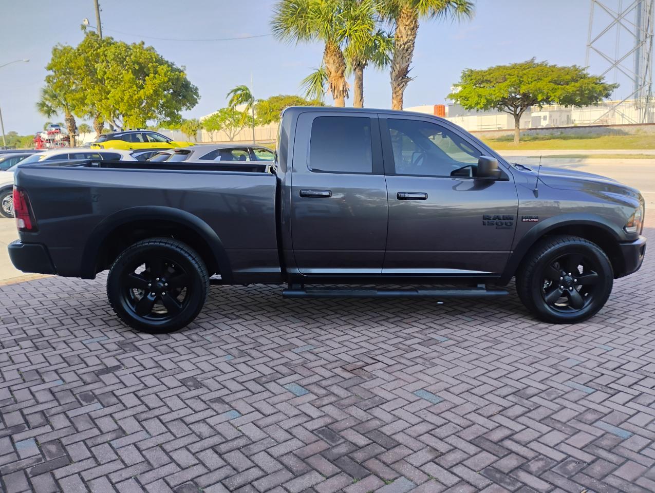 RAM 1500 Classic Tradesman Quad Cab 2WD 2019