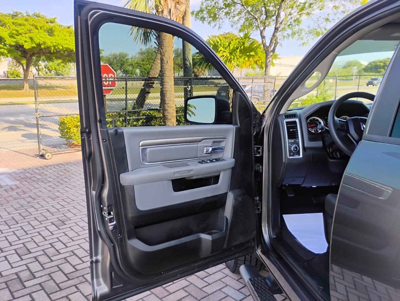 RAM 1500 Classic Tradesman Quad Cab 2WD 2019