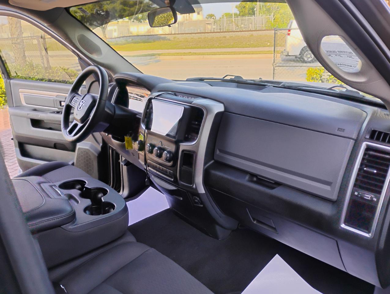 RAM 1500 Classic Tradesman Quad Cab 2WD 2019