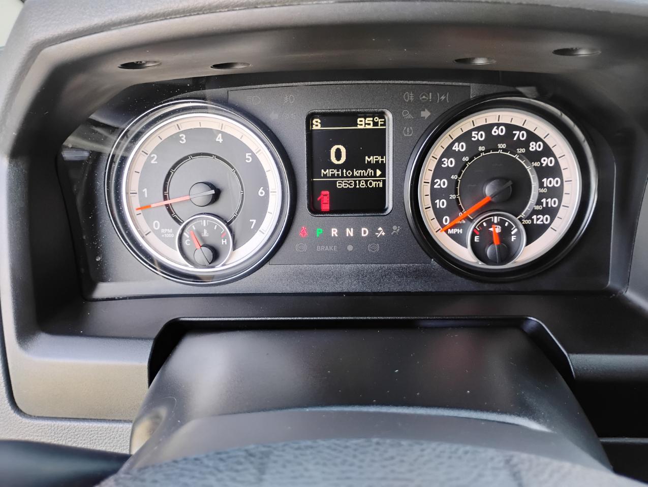 RAM 1500 Classic Tradesman Quad Cab 2WD 2019