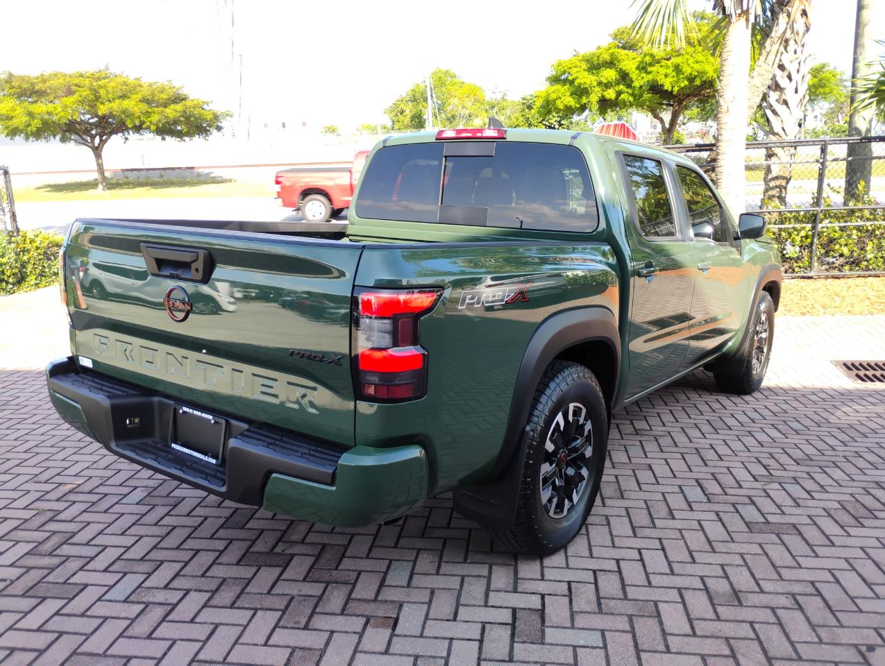 Nissan Frontier S Crew Cab 2WD 2024