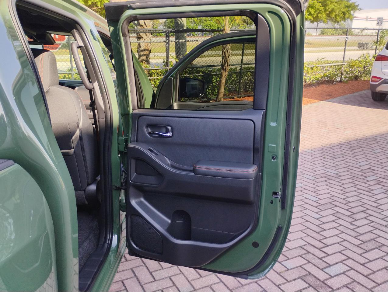 Nissan Frontier S Crew Cab 2WD 2024