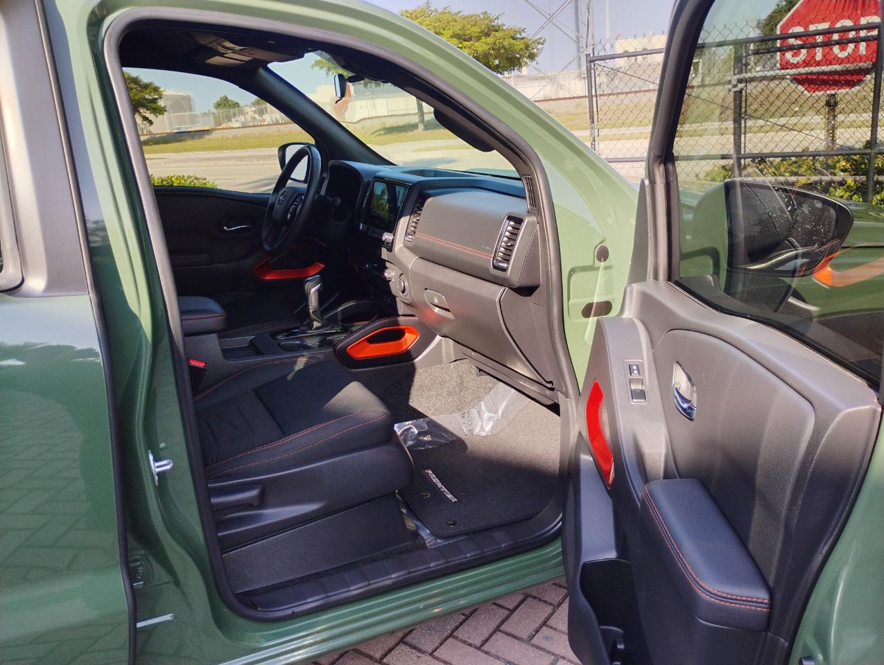 Nissan Frontier S Crew Cab 2WD 2024