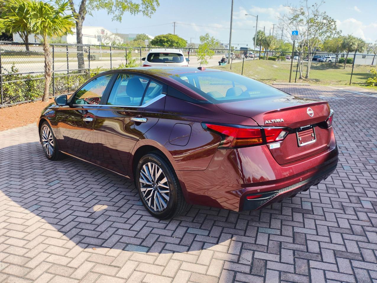 Nissan Altima 2.5 SV 2025