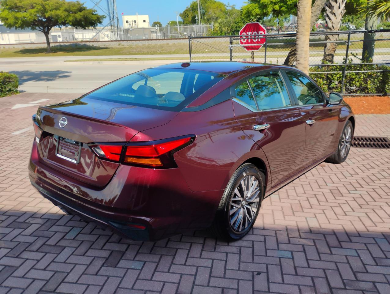 Nissan Altima 2.5 SV 2025