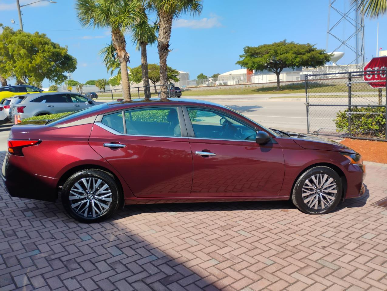 Nissan Altima 2.5 SV 2025