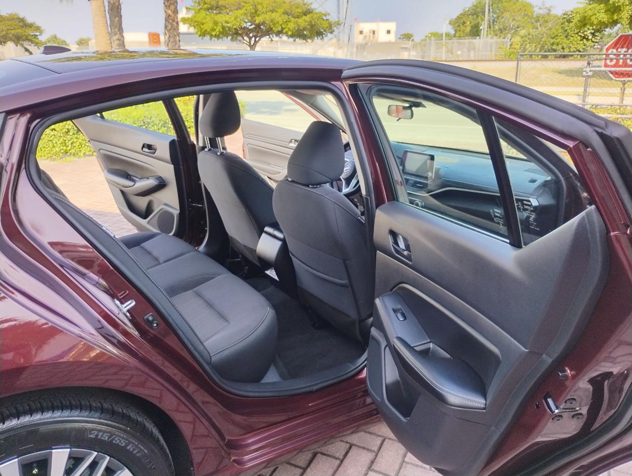 Nissan Altima 2.5 SV 2025