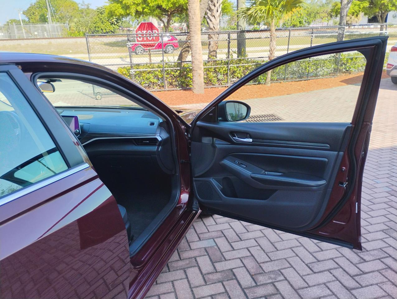 Nissan Altima 2.5 SV 2025