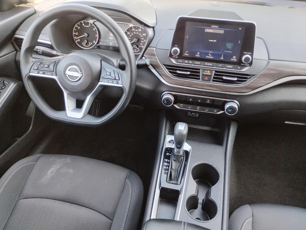 Nissan Altima 2.5 SV 2025