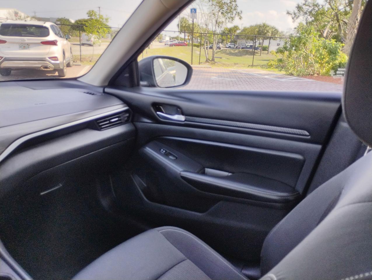 Nissan Altima 2.5 SV 2025