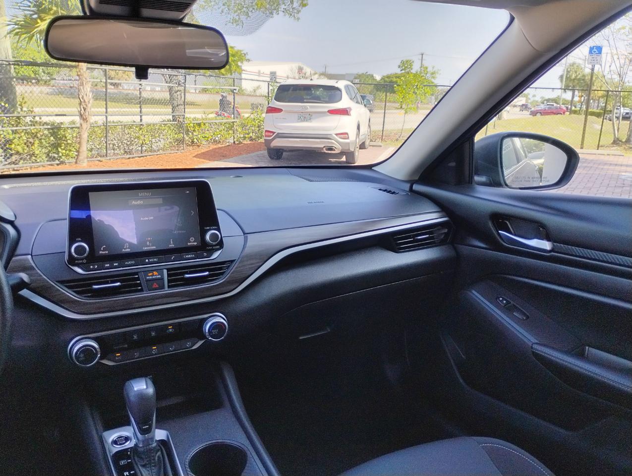 Nissan Altima 2.5 SV 2025