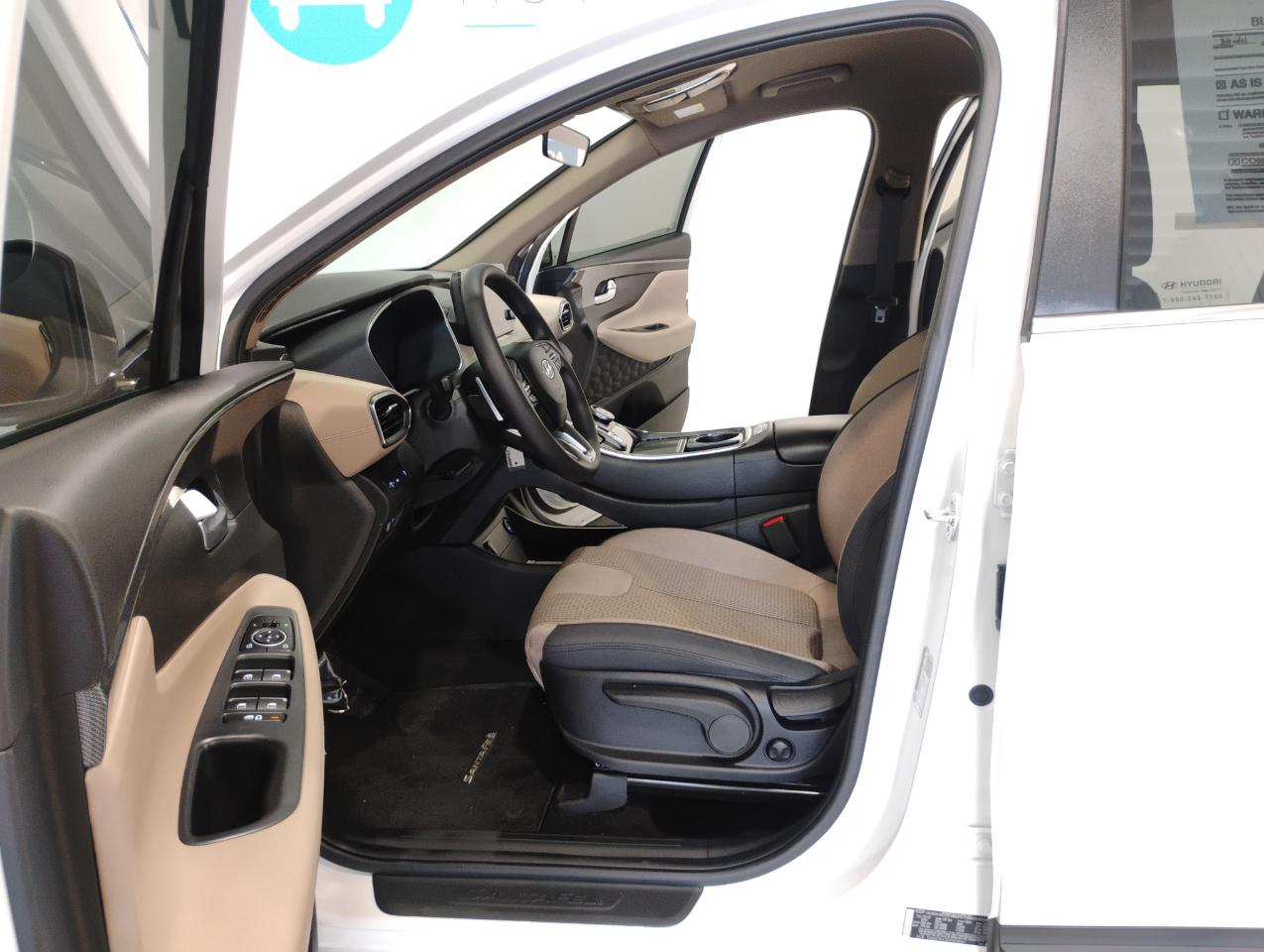 Hyundai Santa Fe SE 2023