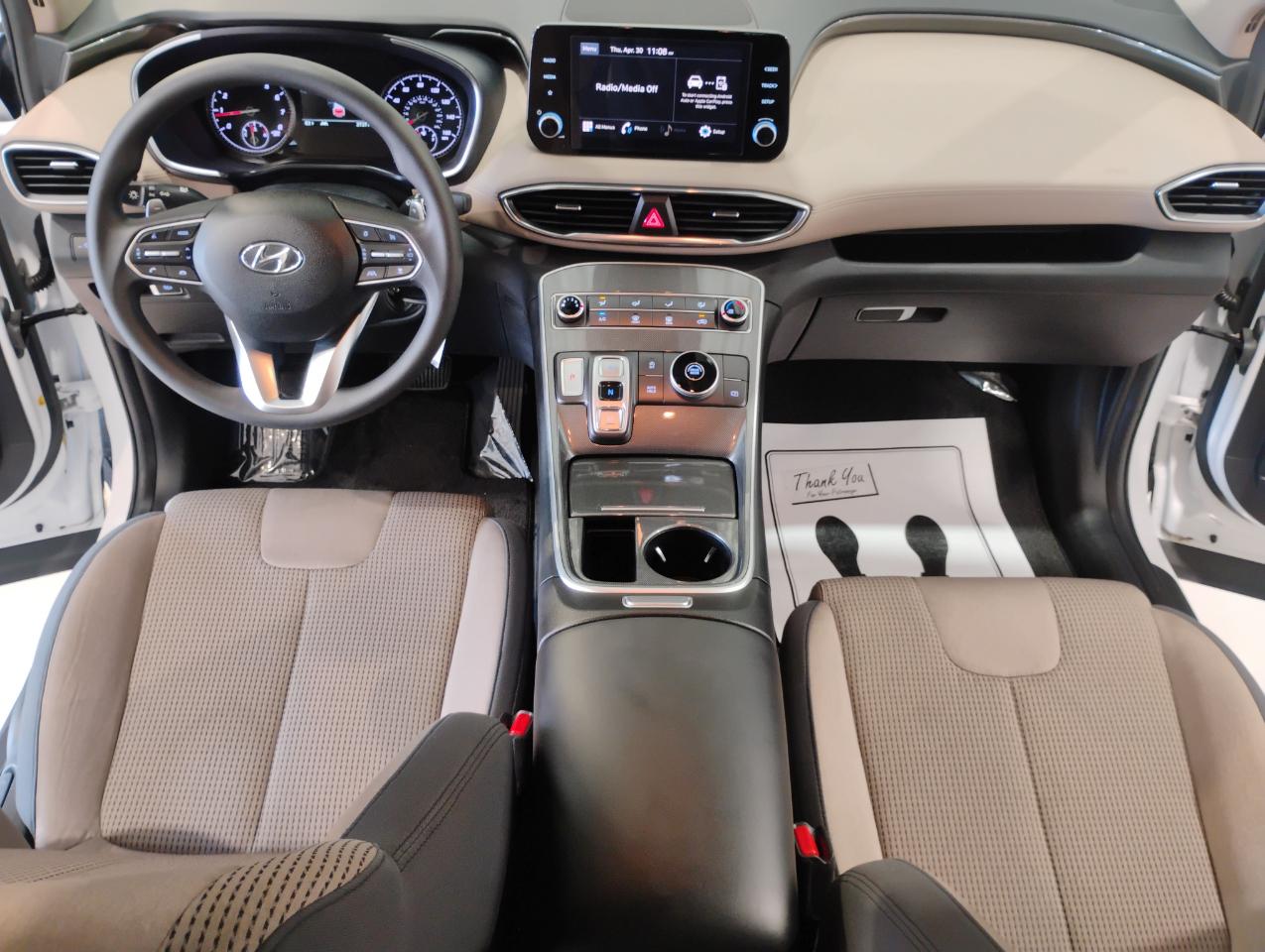 Hyundai Santa Fe SE 2023