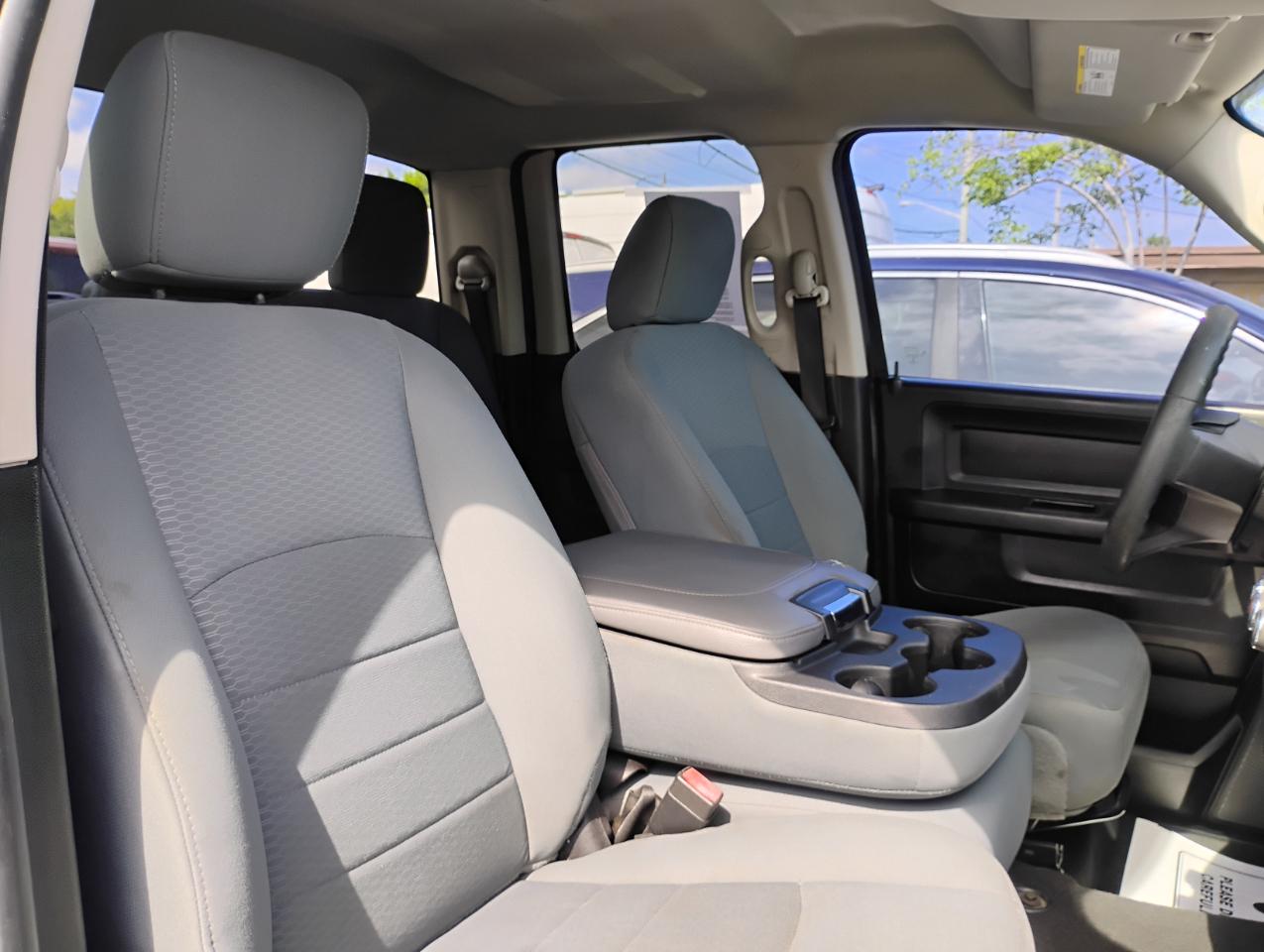 RAM 1500 Classic Tradesman Quad Cab 2WD 2019