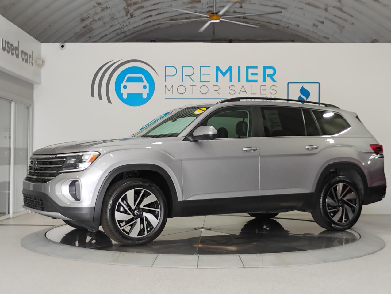 Volkswagen Atlas SE w/Technology 2024