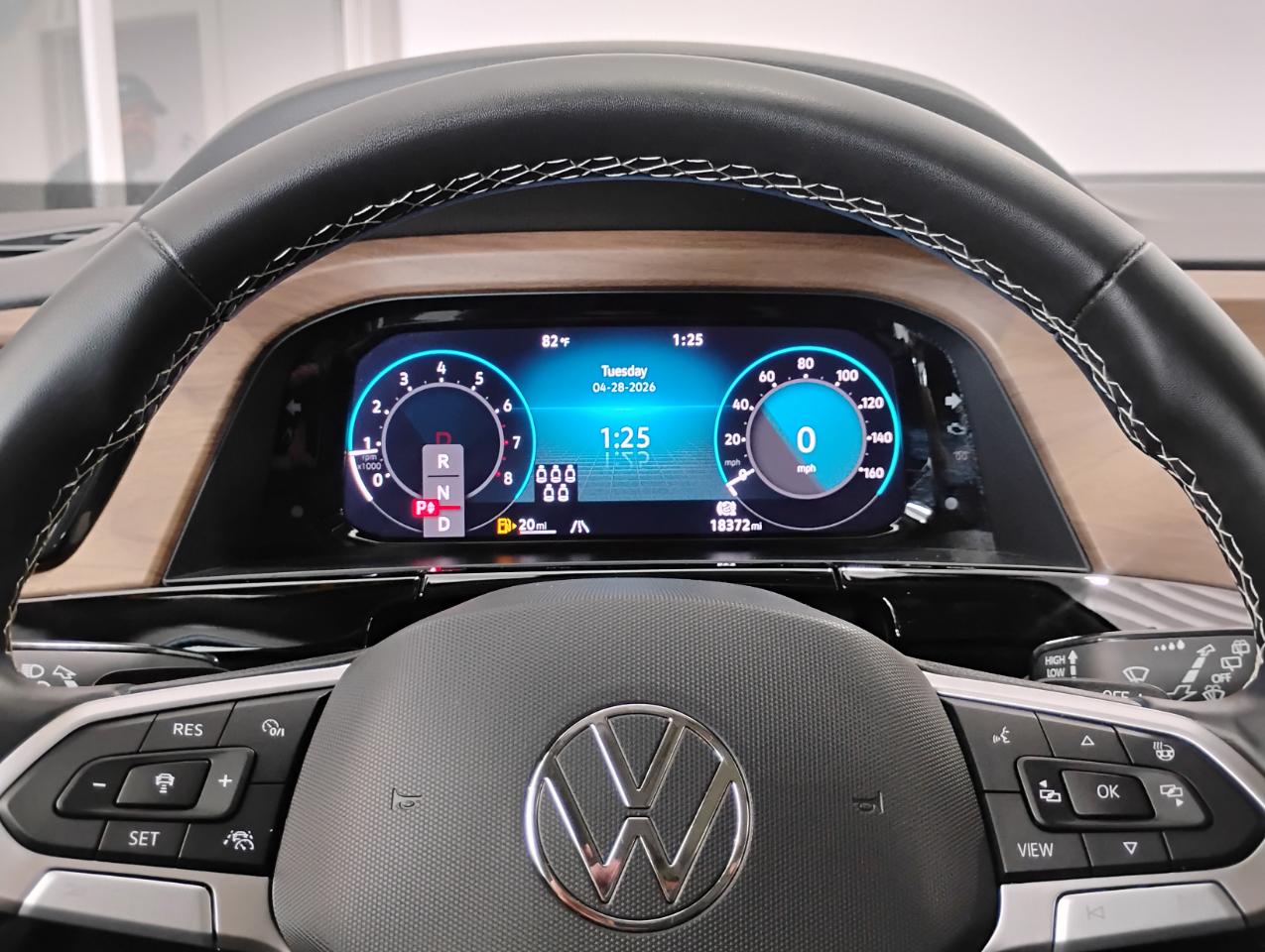 Volkswagen Atlas SE w/Technology 2024