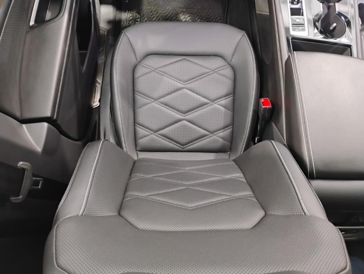 Volkswagen Atlas SE w/Technology 2024