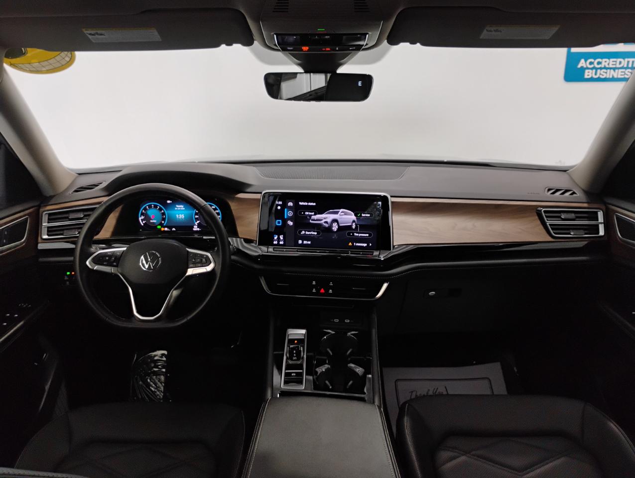 Volkswagen Atlas SE w/Technology 2024