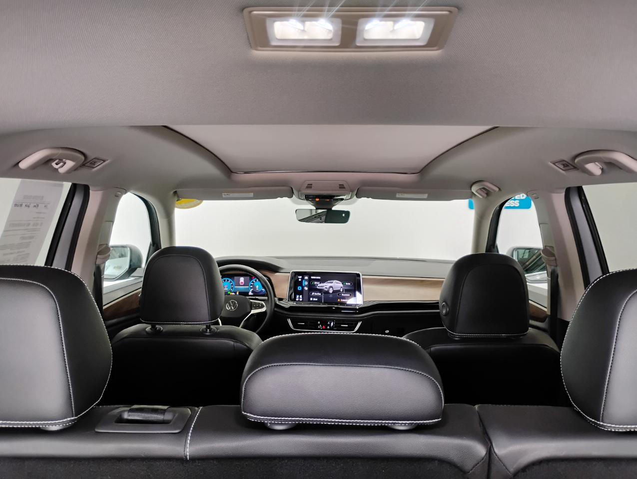Volkswagen Atlas SE w/Technology 2024