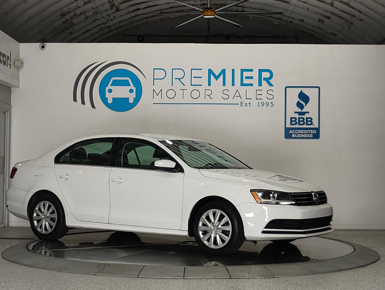 Volkswagen Jetta 1.4T S 6A 2017