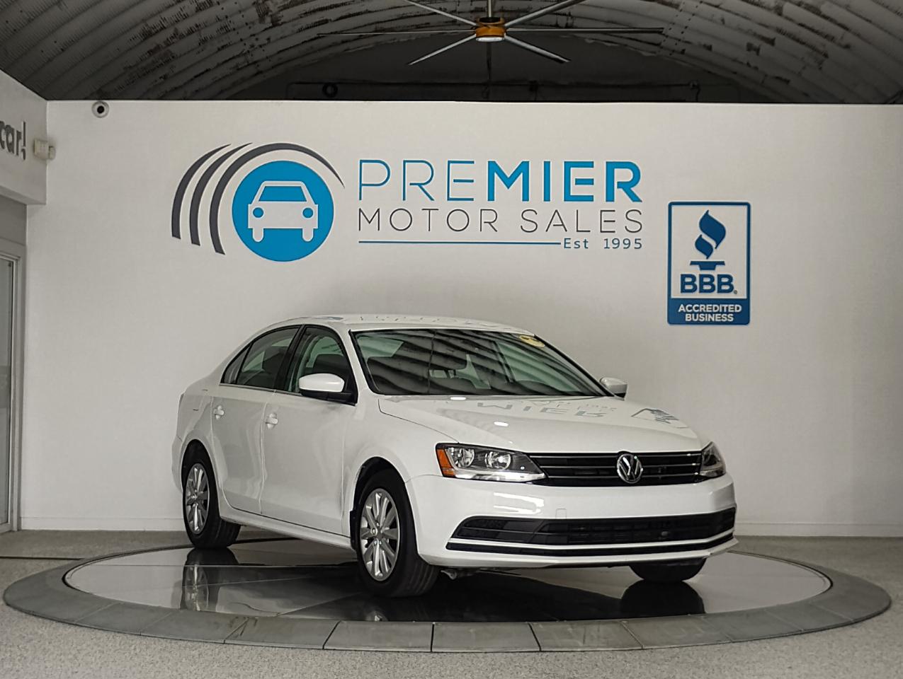 Volkswagen Jetta 1.4T S 6A 2017