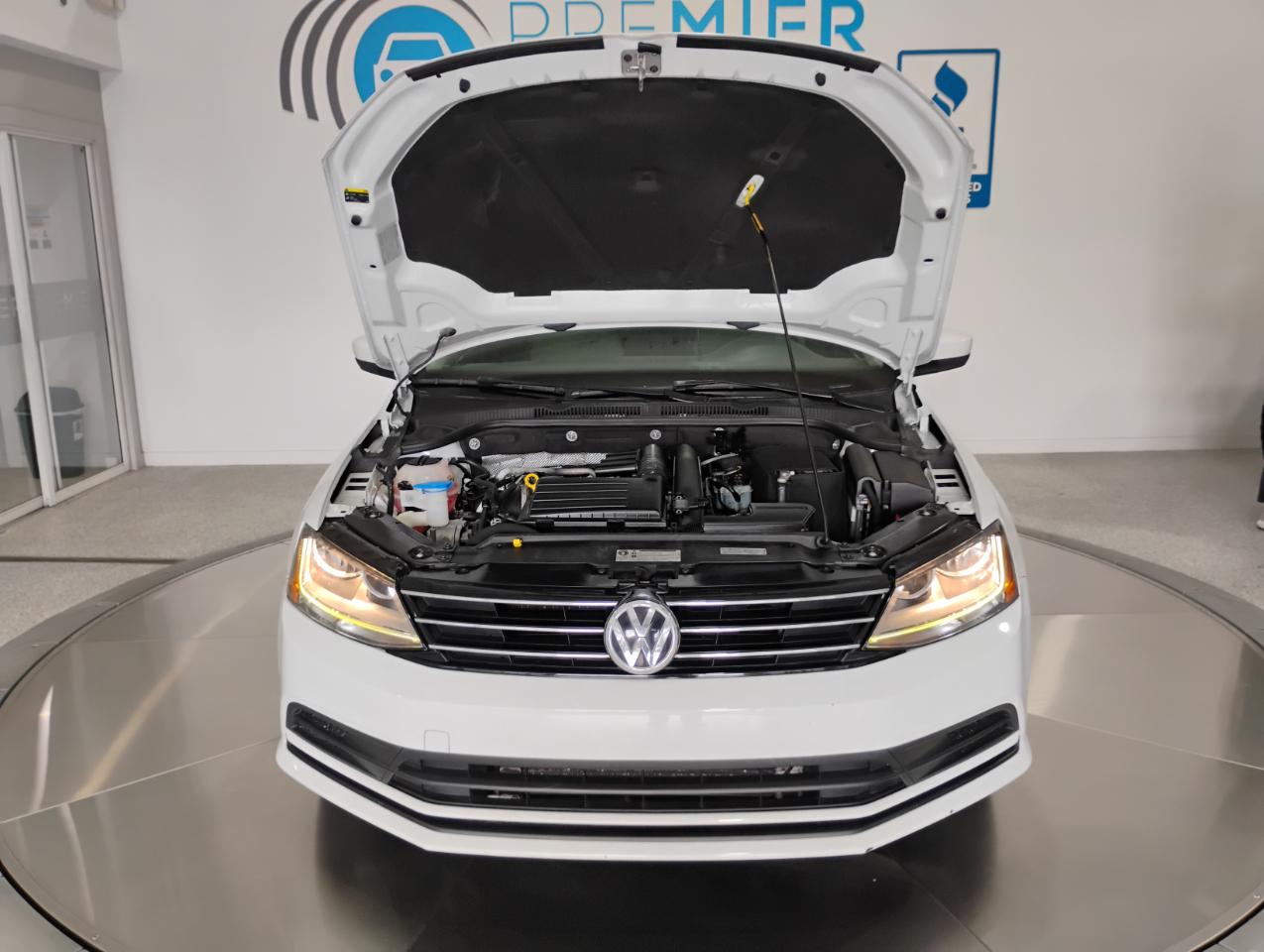 Volkswagen Jetta 1.4T S 6A 2017