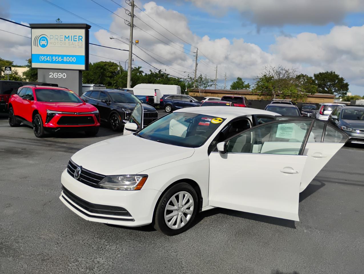 Volkswagen Jetta 1.4T S 6A 2017