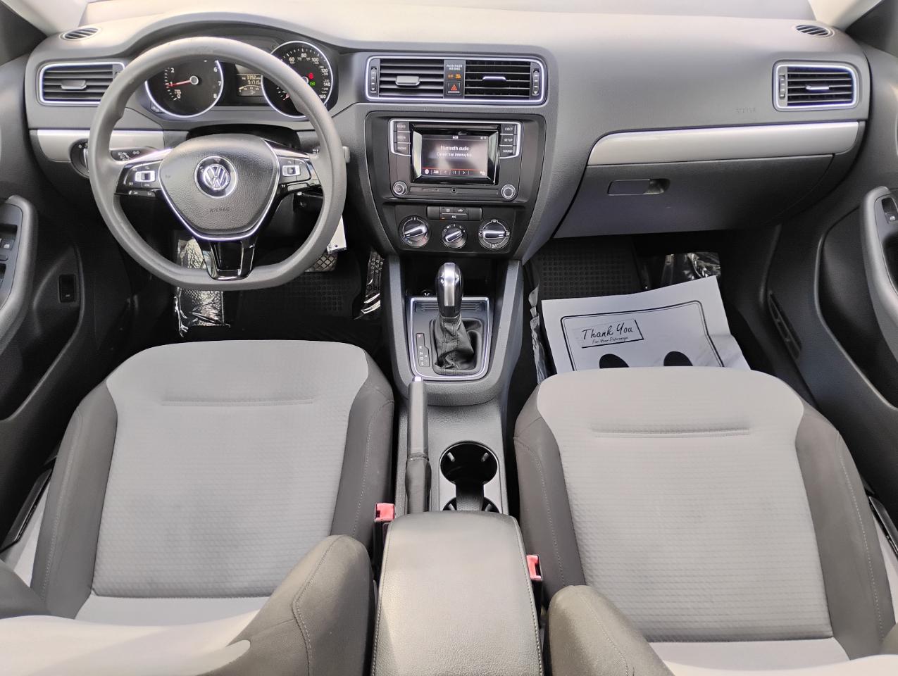 Volkswagen Jetta 1.4T S 6A 2017